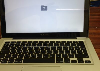 Αντικατάσταση Καλωδιοταινία Σκληρού Δίσκου (Apple MacBook Pro mid 2011)