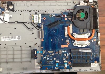 Εσωτερικός Καθαρισμός σε Samsung laptop RV511