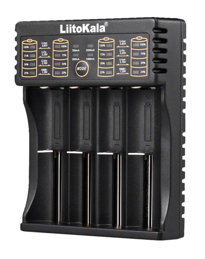 LIITOKALA φορτιστής LII-402 για μπαταρίες NiMH/CD, Li-Ion, IMR, 4 slots 1 LIITOKALA φορτιστής LII-402 για μπαταρίες NiMH/CD