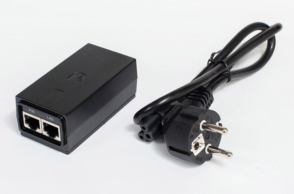 UBIQUITI PoE Adapter POE-24-24W, 24V, 1A, 24W, με power cable 3 1A